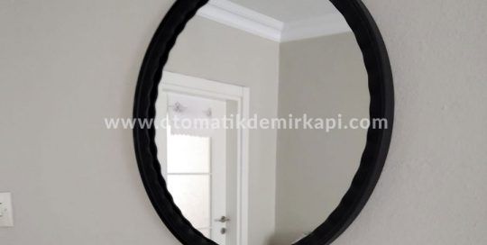 Metal Dekoratif Ayna